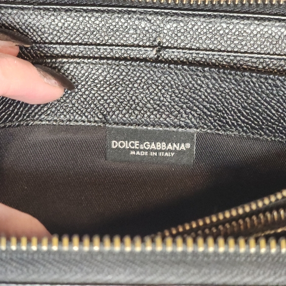 Dolce & Gabbana Black Leather Wallet - Picture 3 of 11